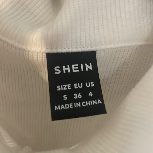 Shein, size small, white, crop top, with buttons on collar - Picture 3 of 8